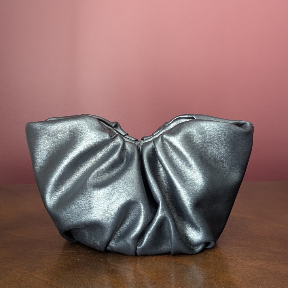 Versatile Black Women's Purse